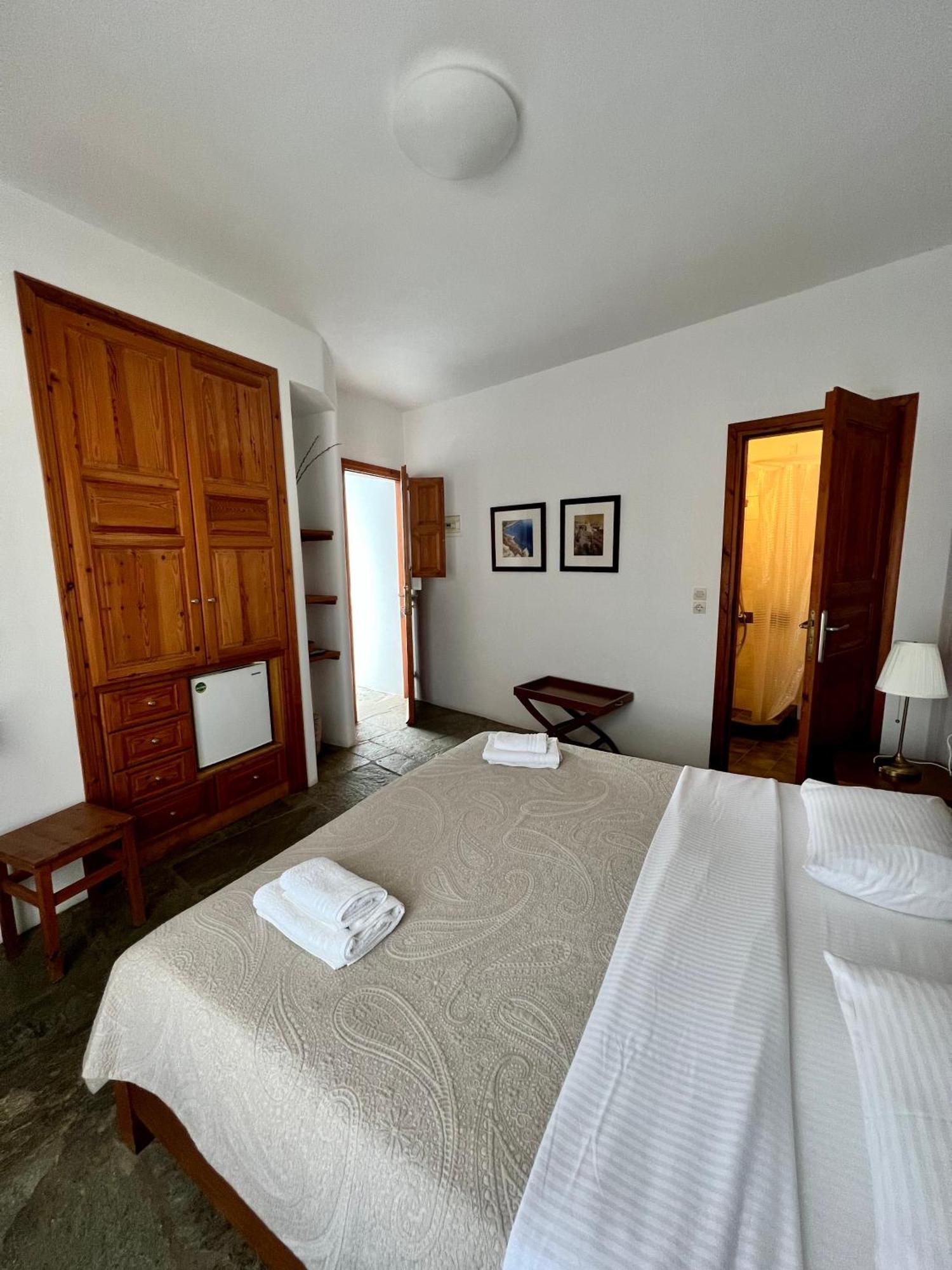 Antheia Hotel Folégandros Exterior foto